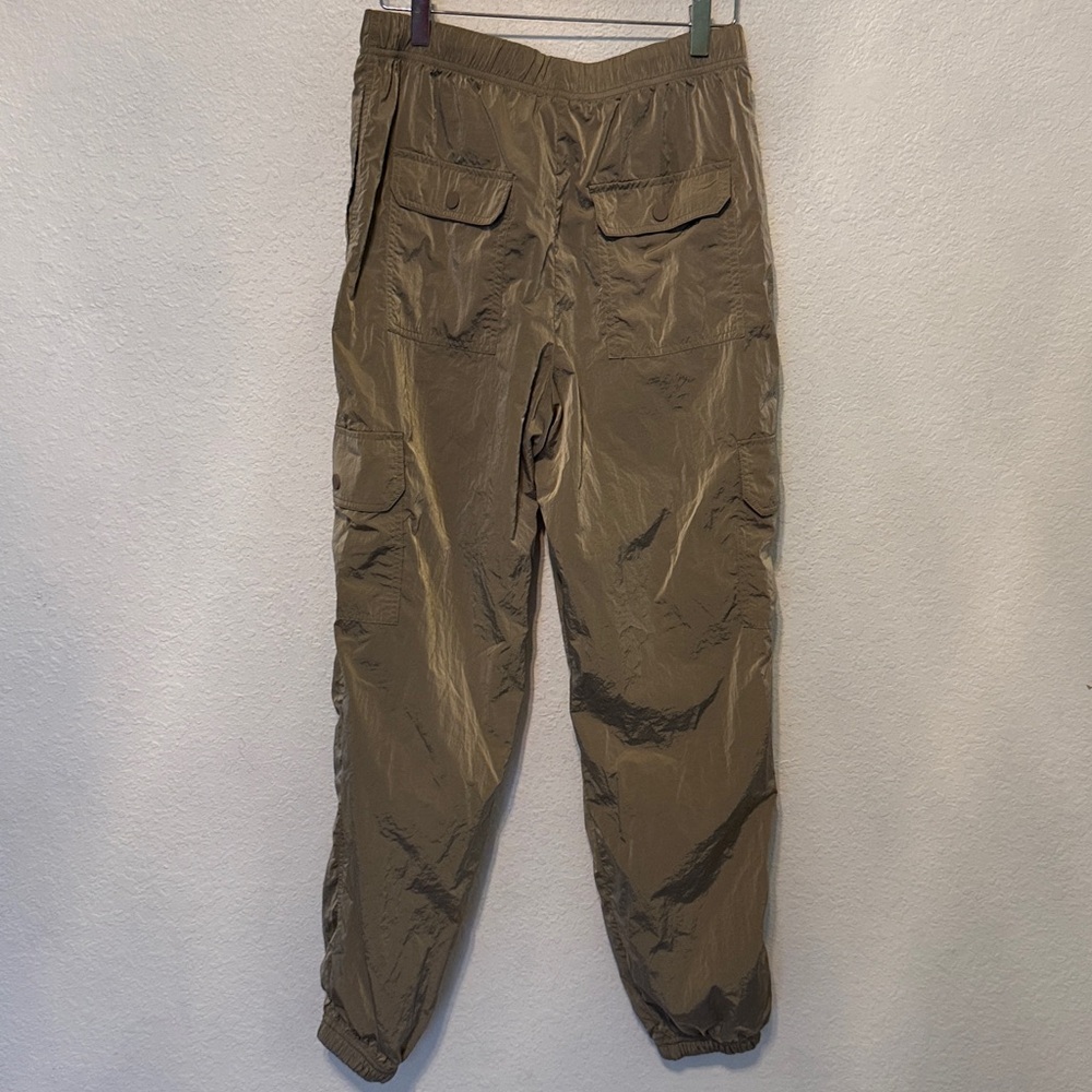 Good American Essential Cargo Pants Size Medium - Picture 7 of 7